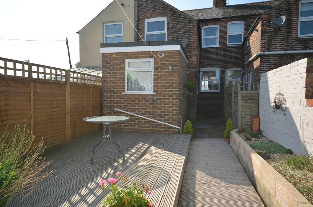 Tilling View With Private Parking Rye Exterior photo